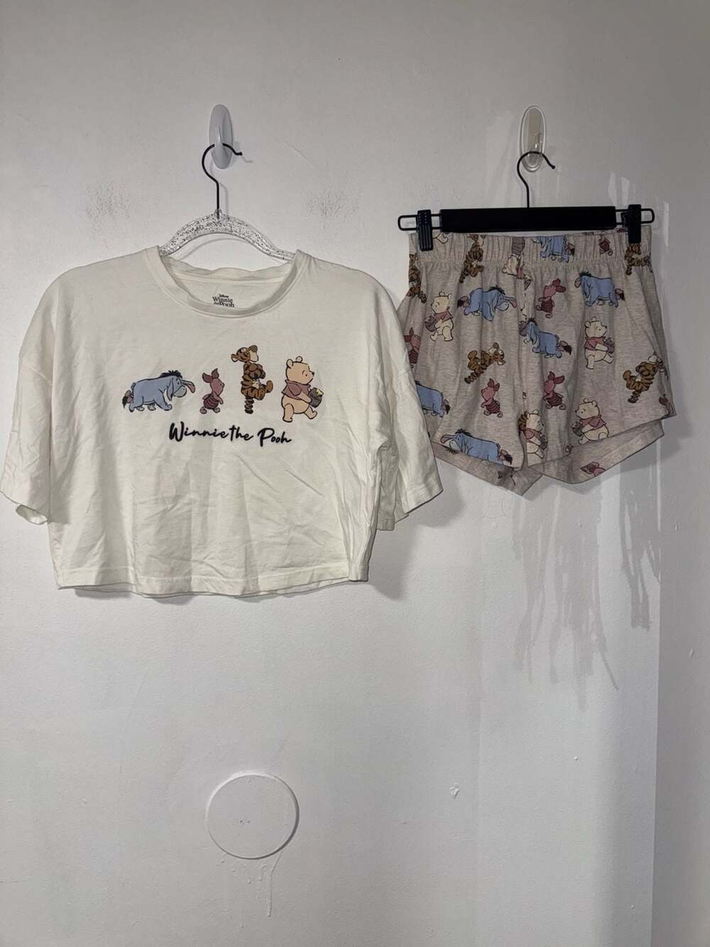 Primark Disney Winnie the Pooh Pajama Set Size 0-2White Crop Top Shorts